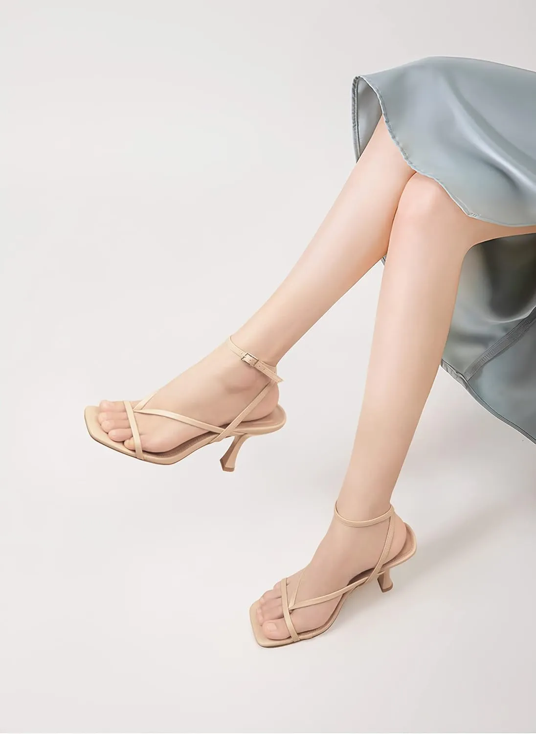Carcuume Womens Kitten Heels Square Toe Thong Strappy Ankle Strap Stiletto Heel Sandals