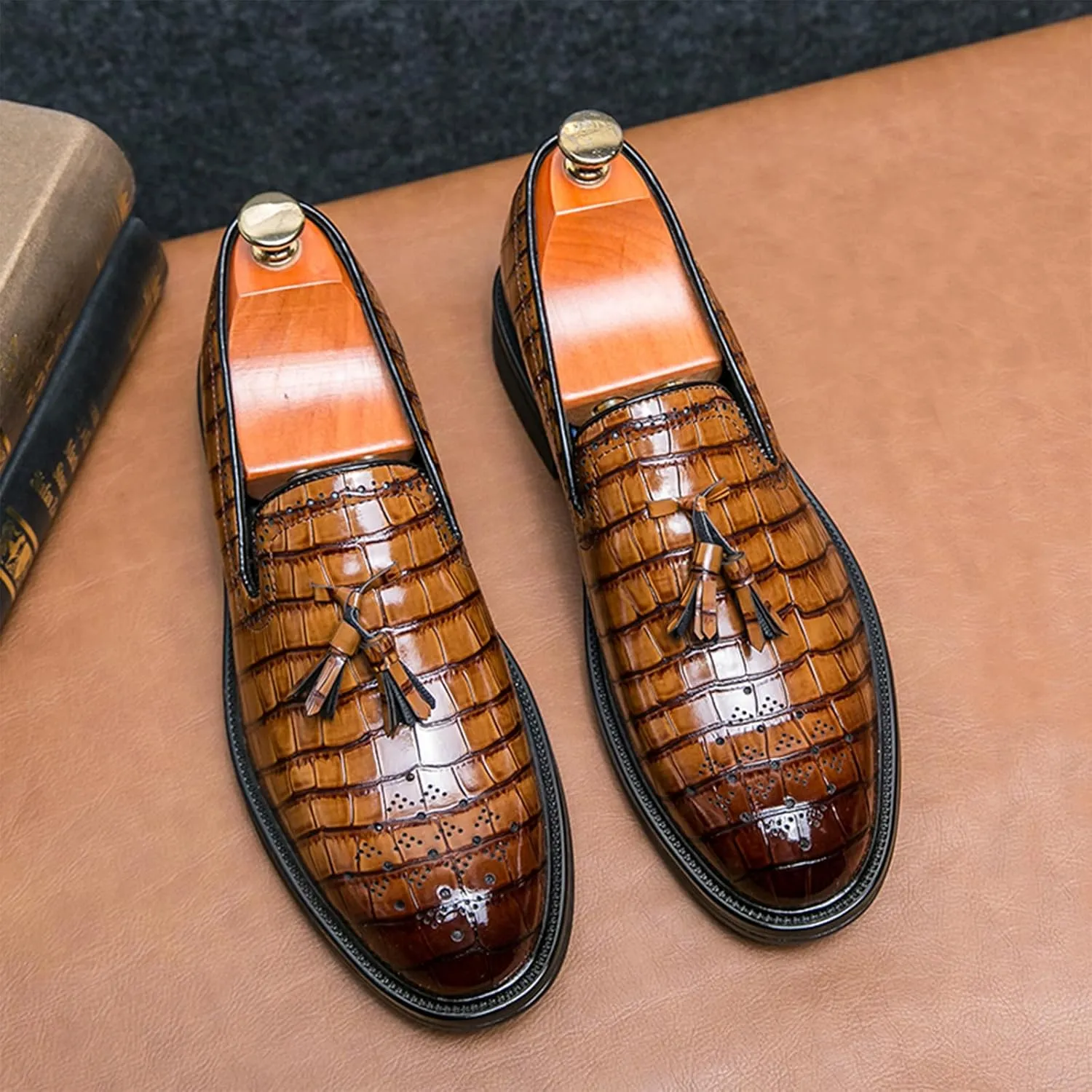Men's Leather Tassel Loafers Classic Crocodile Printed Slip-on Casual Non-Slip Business Dress Oxford Shoes Penny Loafer for Men