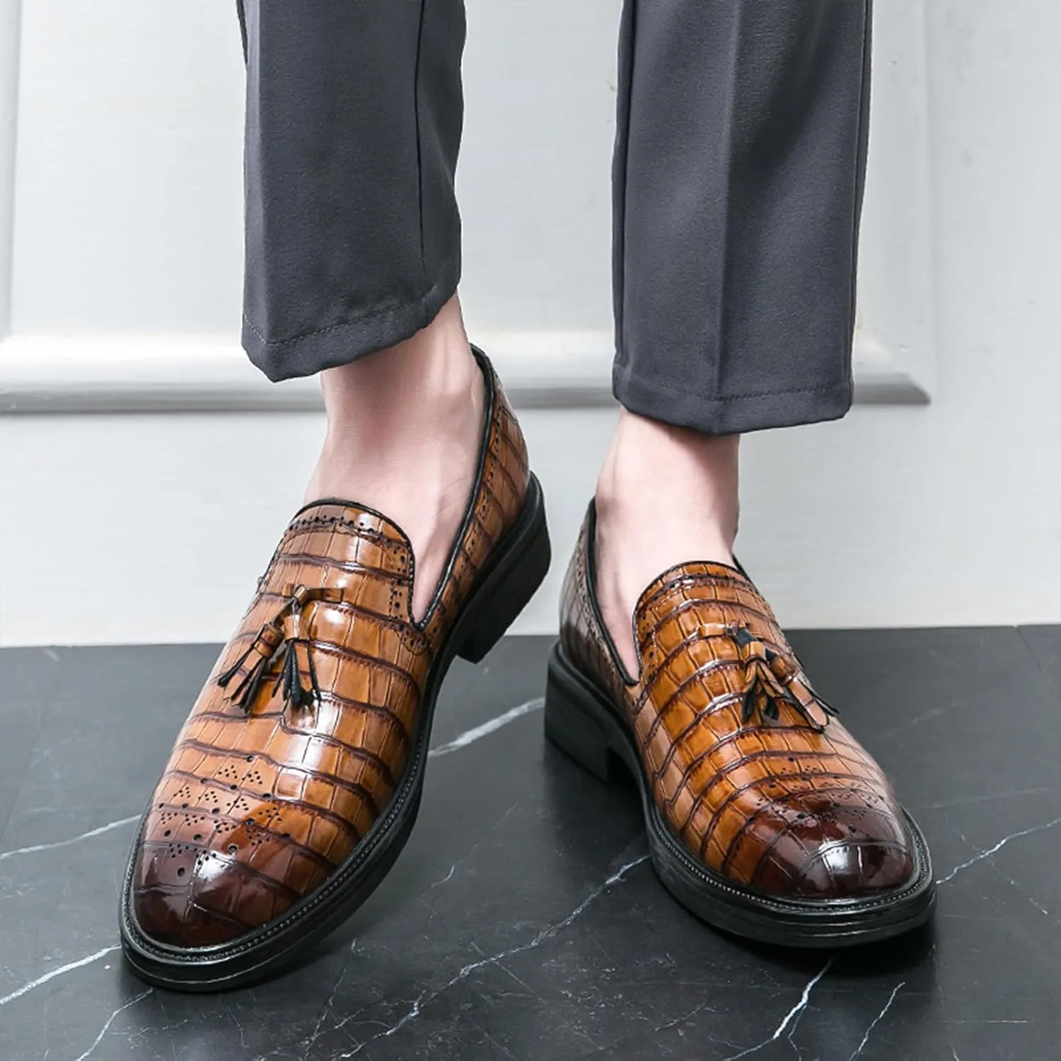 Men's Leather Tassel Loafers Classic Crocodile Printed Slip-on Casual Non-Slip Business Dress Oxford Shoes Penny Loafer for Men