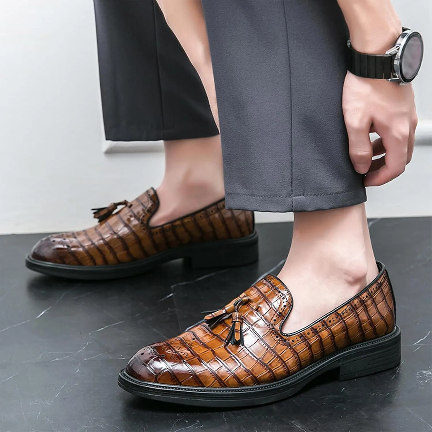 Men's Leather Tassel Loafers Classic Crocodile Printed Slip-on Casual Non-Slip Business Dress Oxford Shoes Penny Loafer for Men