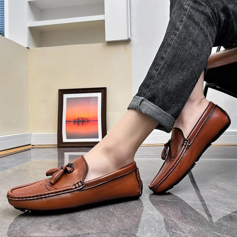 New Men's Loafers Square Toe Brogue Embossed Wingtips with Tassel Driving Loafers Flat Heel Lightweight Comfortable Party Outdoor Slip-ons