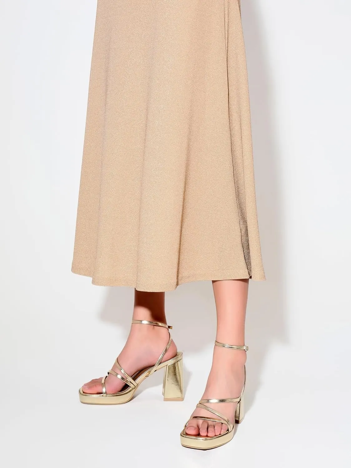 Shoe'N Tale Platform Heels for Women Strappy Block Chunky Heels Square Toe Ankle Buckle Sandals