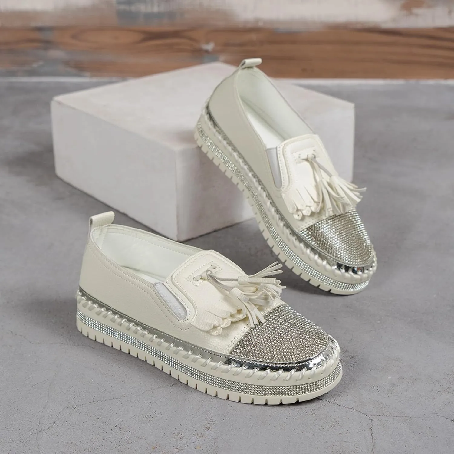 Women's Fashion Leather Loafers Sparkly Rhinestone Tassel Decoration Thick Sole Shoes Comfy Casual Boots for Women